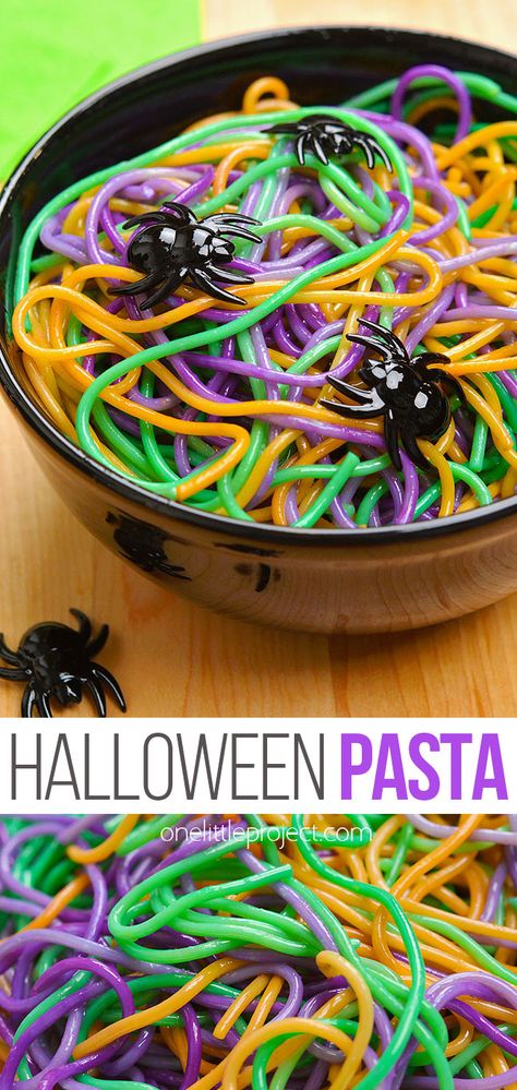 Halloween Lunch Ideas, Colored Spaghetti, Halloween Pasta, Natural Food Dye, Spooky Dinner, Halloween First Birthday, Colored Pasta, Halloween Lunch, Spaghetti Dinner