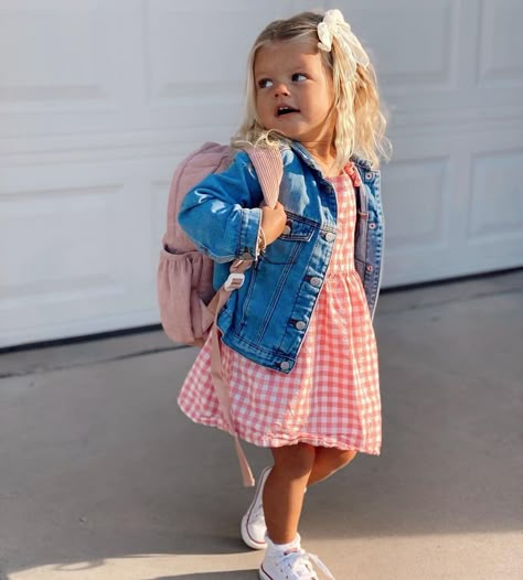 Preppy Kindergarten Outfits, 2nd Grade Outfits For Girls Ideas, Pre K Outfits Girls Back To School, Back To School Outfits Toddler Girl, Prek Outfit Girl, Back To School Outfits Kindergarten Girl, Kindergarten Girl Outfits, Preschool Girl Outfits, Picture Day Outfit Kids