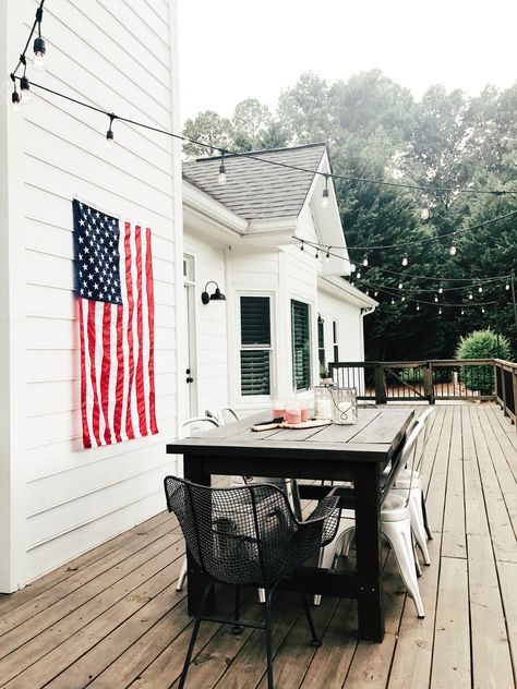 Fourth Of July Aesthetic, Scroll Stoppers, Jessica Garvin, July Aesthetic, Pretty Houses, Dream Farmhouse, Fourth Of July Decor, Backpacking Europe, Humble Abode