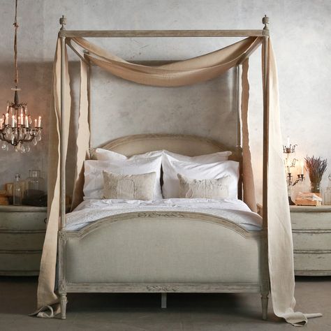 20 Beautiful Rooms With Exquisite Four Poster Bed Designs Canopy Curtain Ideas, Girls Bedroom Canopy, Canopy Queen Bed, Four Poster Bed Frame, Canopy Bedroom Sets, 4 Poster Bed, Bedroom Canopy, Queen Canopy Bed, Canopy Bed Diy