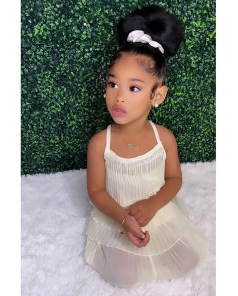 Mix Baby Girl, Kids Outfits Daughters, Mommy And Baby Pictures, Cute Mixed Babies, Cute Black Babies, Beautiful Black Babies, Fashion Baby Girl Outfits