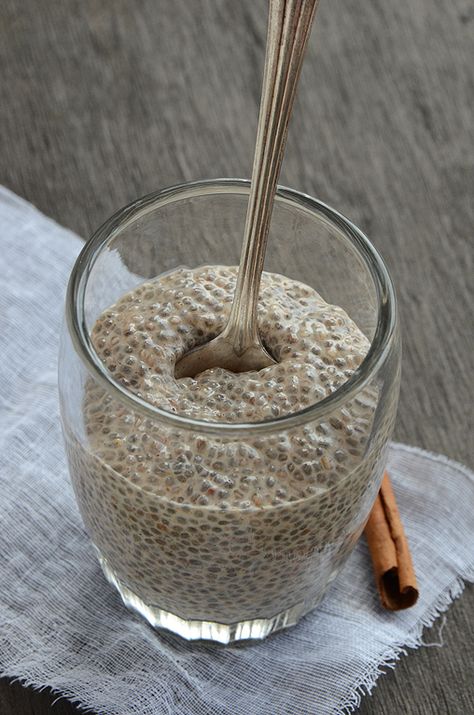 Cinnamon-Vanilla Chia Seed Pudding Vanilla Chia Seed Pudding Recipe, Vanilla Chia Seed Pudding, Chia Seed Recipes Pudding, Chia Recipe, Chia Seed Recipes, Metabolic Diet, Fast Metabolism Diet, Chia Seed Pudding, Cinnamon Vanilla