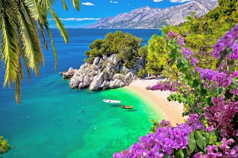 Going To Croatia In September Is The Best, And Here’s Why Croatia In September, Andaman Islands, Croatia Beach, Ipanema Beach, Polynesian Islands, Dalmatian Coast, Visit Croatia, Plitvice Lakes, Parasailing