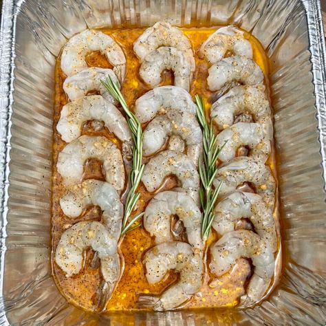 Smoked Buttery Shrimp, Smoker Shrimp Recipes, Smoked Shrimp Recipes, Smoked Shrimp In Smoker, Smoker Meals, Smoked Butter, Bbq Smoker Recipes, Smoked Shrimp, Ninja Grill