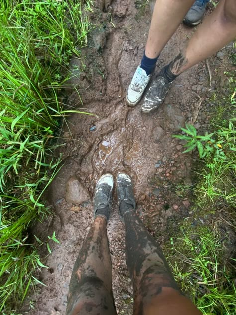 Mud Run Aesthetic, Mudding Astetic, Muddy Shoes, Muddy Shoes Aesthetic, Mudd Shoes 90s, Adventurecore Aesthetic, Muddy Girl Camo Truck, Beachy Aesthetic, Bff Photoshoot Poses