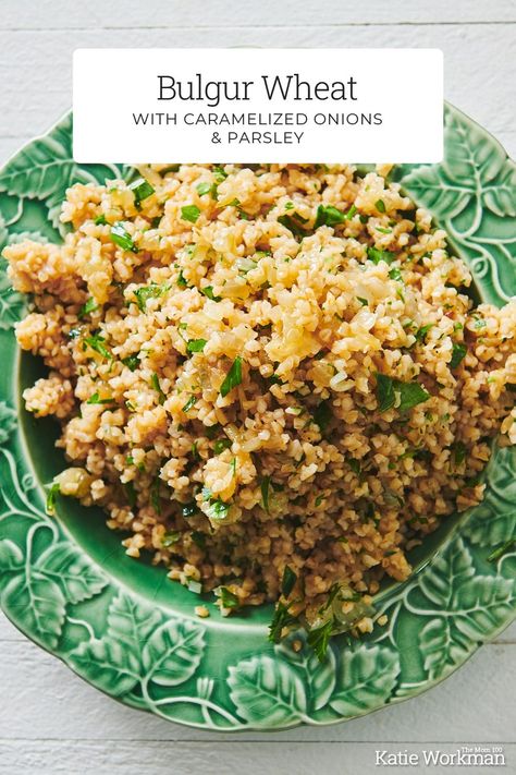 Bulgar Recipes, Bulgar Wheat Salad, Bulgur Wheat Recipes, Grain Dishes, Bulgur Recipes, Planning 2023, Yogurt Marinated Chicken, Grains Recipes, Caramelized Onions Recipe