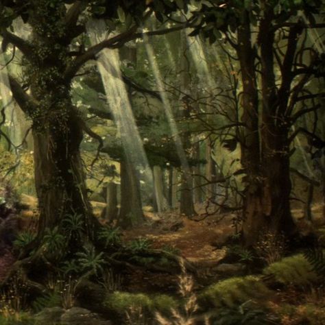 Pan's Labyrinth Aesthetic, Labyrinth Goblins, Labyrinth Tattoo, Labyrinth Ball, Labyrinth 1986, Labyrinth Movie, Ancient Forest, Fantasy Films, Visual Aesthetics