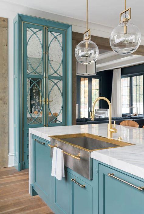 Modern Luxury | Linda MacArthur Architect Hollywood Regency Kitchen, Regency Interior Design, Transitional French Country, Regency Interior, Southern Kitchens, New House - Kitchen, Kitchen Pendant, Area Lighting, New House Kitchen