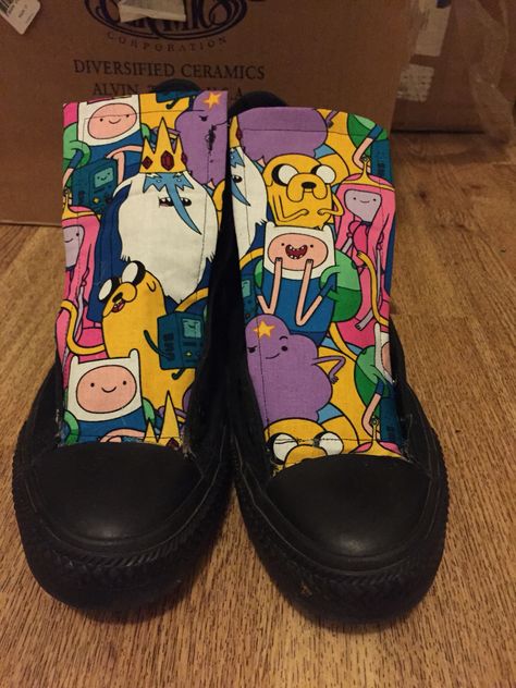 Now let's go on an adventure https://www.etsy.com/listing/253437905/converse-chuck-taylor-adventure-time School Clothes, Converse Chuck, School Outfits, Adventure Time, Chuck Taylor, Go On, Winter Boot, Converse, Boots