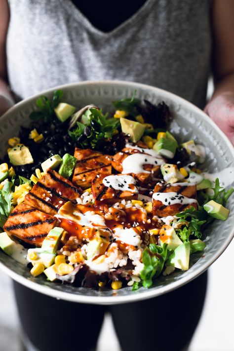 Vegan Barbecue Bowl with Smoked Tofu – Crazy Vegan Kitchen Bbq Tofu Salad, Recipes With Smoked Tofu, Smoked Tofu Recipe, Bbq Bowl, Vegan Supper, Simple Vegan Recipes, Rice Avocado, Smoked Tofu, Vegan Barbecue