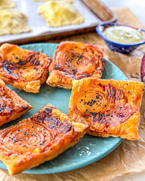 Upside down Paneer Puff — The Global Vegetarian Paneer Puff, Tamarind Chutney, Puff Recipe, Nigella Seeds, Puff Pastry Sheets, Culinary Experience, Chaat Masala, Pastry Sheets, Yogurt Sauce