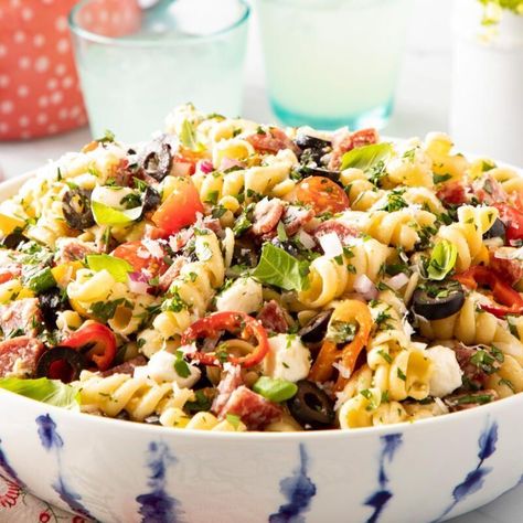 Italian Pasta Salad Dressing, Best Superbowl Food, Healthy Pasta Salad Recipes, Pasta Macaroni, Italian Pasta Salad, Healthy Pasta Salad, Pasta Salad Dressing, Potato Salads, Bell Pepper Recipes