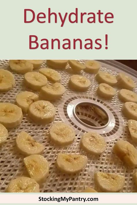 Simple guide to dehydrating bananas. Dehydrated Bananas In Dehydrator, Banana Chips Dehydrator, How To Dehydrate Bananas, Dehydrating Bananas, Dehydrate Bananas, Dehydrated Banana Chips, Dehydrator Recipes Fruit, Banana Chips Recipe, Dehydrated Bananas