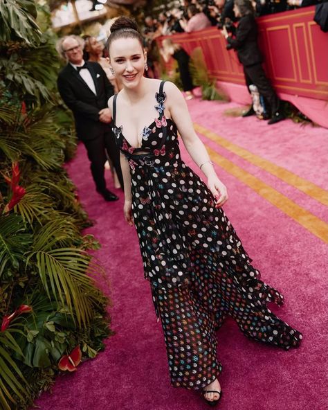 Biography Rachel Elizabeth Brosnahan (born July 15, 1990) is a remarkable American actress and television personality. She has garnered widespread acclaim… Read more: Rachel Brosnahan Biography: Net Worth, Age, Movies, Husband, Instagram, TV Shows, Parents, Height Versace Gown, Rachel Brosnahan, Tony Awards, July 15, Nice Tops, Net Worth, American Actress, Celebrities Female, Celebrity Style