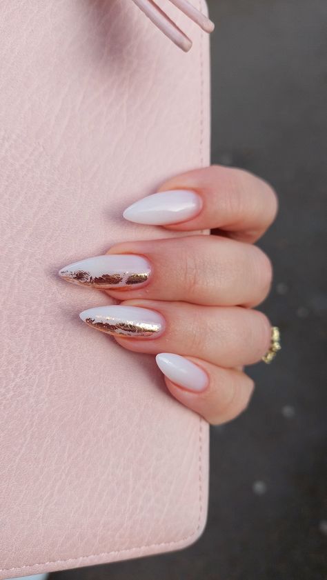 2023 nails Nail Gold Foil, Milky White Nail, Gold Foil Nails, Nail Gold, August Nails, 2023 Nails, Diva Nails, White Nail, Foil Nails