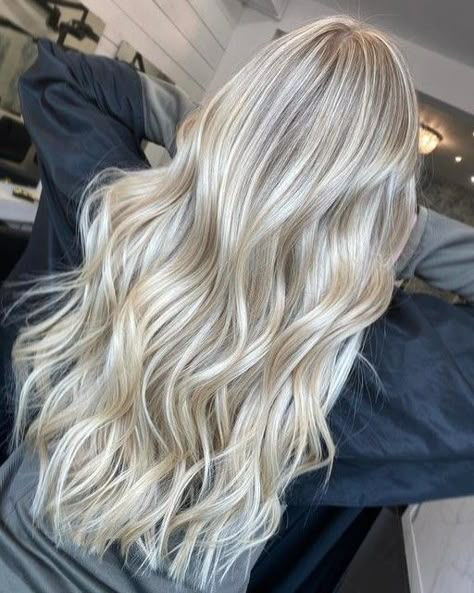 Super Bright Blonde Hair, Heavy Blonde Highlights On Blonde Hair, Icy Blonde With Dimension, Clean Blonde Hair, Blonette Hair Color, Light Blonde Hair With Lowlights, Bright Blonde Hair With Dimension, Lived In Bright Blonde, Bright Dimensional Blonde