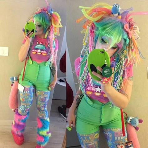 Vaporwave Fashion, Harajuku Decora, Pastel Goth Fashion, Rave Fashion, Pastel Fashion, Japanese Street Fashion, J Fashion, Kawaii Clothes, Rave Outfits