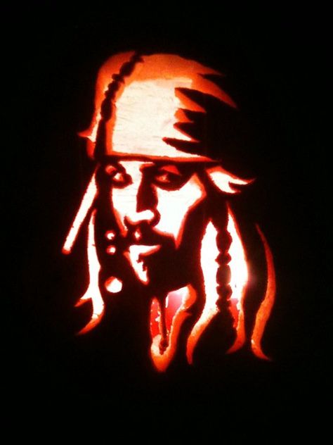 Jack Sparrow Pumpkin Halloween Tricks, Halloween Pumpkin Designs, Pumpkin Designs, Halloween Make Up, Jack Sparrow, Costumes Halloween, Halloween Make, Halloween Boo, Pumpkin Design