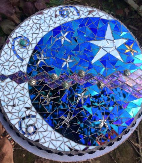 https://flic.kr/p/xF5cR5 | To the Moon and Back | Garden stepping stone Mosaic Stepping Stone, Stepping Stones Diy, Mosaic Stepping Stones, Mosaic Garden Art, Mosaic Art Projects, Mosaic Tile Art, Mosaic Stained, Garden Stepping Stones, Garden Steps