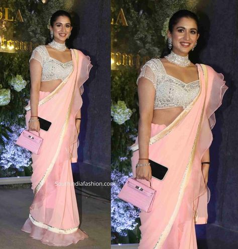 Abu Jani And Sandeep Khosla Saree, Radhika Merchant Saree, Pink Ruffle Saree, Ambani Family, Radhika Merchant, Indian Dress Up, Embroidered Blouses, Saree Ideas, Blouse Ideas