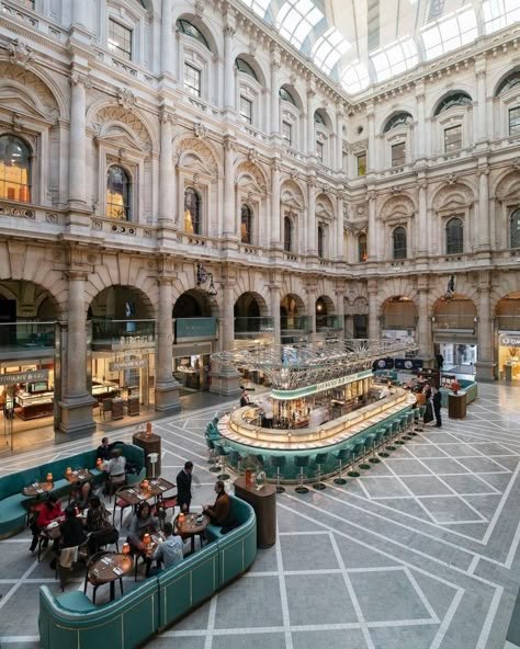 Fortnum & Mason Have Opened A Stunning New Restaurant In The Royal Exchange Penn Station, Fortnum Mason, Bar And Restaurant, London Landmarks, Fortnum And Mason, Bar Design Restaurant, Cafe Interior Design, Restaurant Interior Design, Universal Design