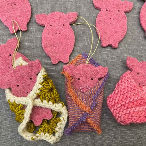 Tweed Blanket, Pig In A Blanket, Pigs In Blankets, Diy Crochet Slippers, 3rd April, Fast 8, Felted Wool Slippers, Felted Bowls, Diy Slippers