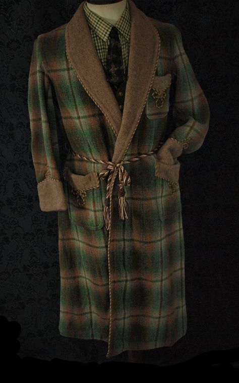 Mens 20s Fashion, Dressing Gown Men, Dr Doolittle, Mens Robes, Vintage Robes, Vintage Dressing Gown, Fancy Robes, White Pinafore, Winter Gowns