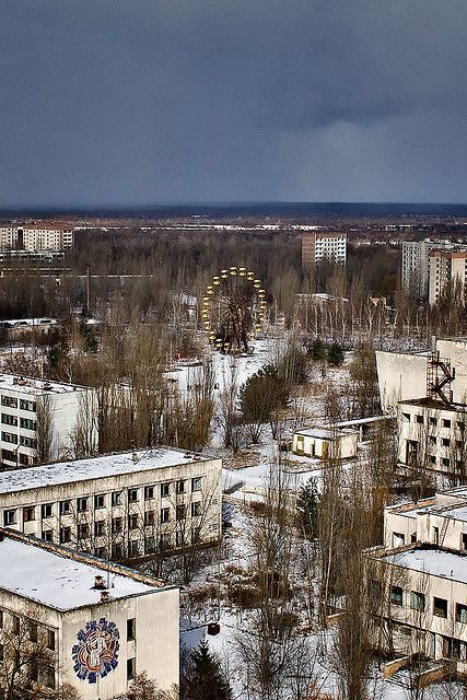 Chernobyl Aesthetic, Apocalypse Landscape, Chernobyl Disaster, Creepy Core, Abandoned Cities, Urban Exploring, Nuclear Disasters, Abandoned Amusement Parks, Ea Sports