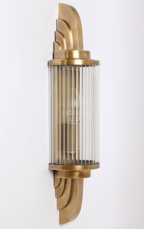 Art Deco wall sconce. If you were to have a home theater room it would be so neat to have it all luxe art deco themed! Applique Art Deco, Art Deco Lights, Arte Art Deco, Vintage Sconces, Lampe Art Deco, Art Deco Wall Lights, Art Deco Inspiration, Motif Art Deco, Wall Lamp Design