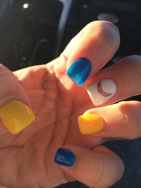 San Diego Charger nails! #football #nfl #chargers #sandigeochargers #chargernails #naildesign Nfl Chargers Nails, Chargers Nails Football Season, Charger Nails, Chargers Nails, Nails Football, Nfl Chargers, Football Nails, Fall Gel Nails, Blue Acrylic Nails