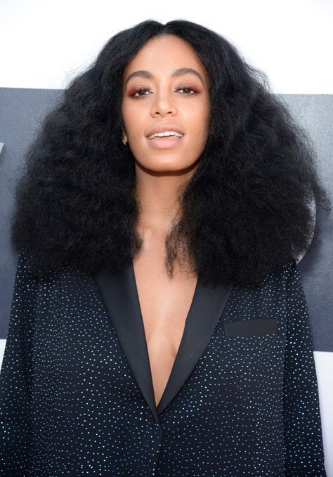 Pin for Later: Every Head-Turning Hollywood Hair and Makeup Look From the MTV VMAs Solange Knowles Solange Style, Solange Knowles Style, Colored Mascara, Pink Mascara, Hair Colorful, Solange Knowles, Big Chop, Beauty Looks, Diana Ross