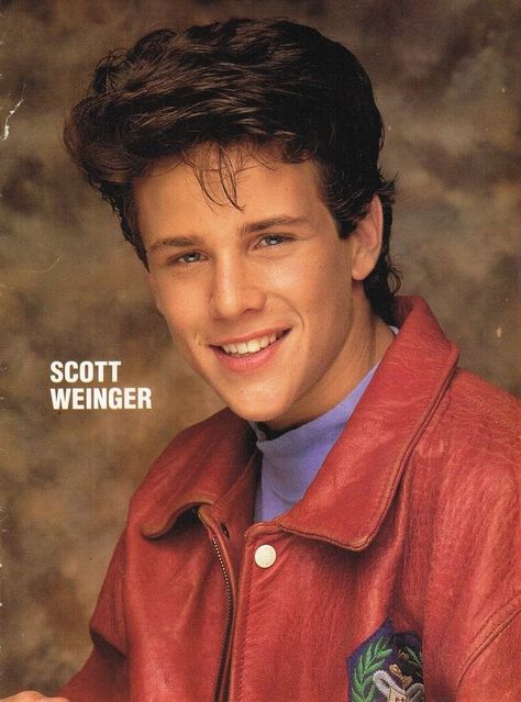 Steve Hale, Scott Weinger, Danny Tanner, Mark Paul Gosselaar, Danica Mckellar, 90s Boys, 90s Tv Shows, Kirk Cameron, Bob Saget