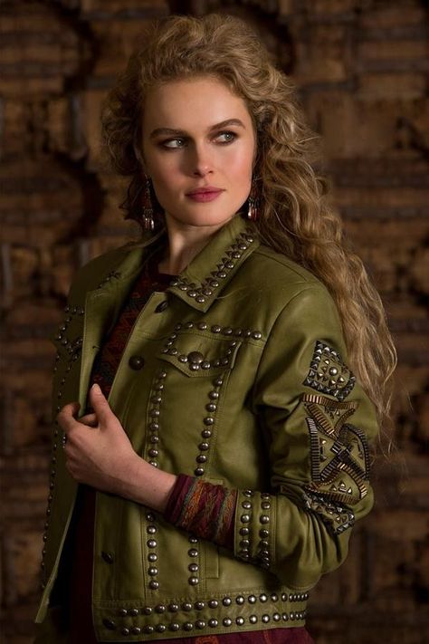 2018 Neo Nomad collection by Double D Ranchwear! So stunning! www.ddranchwear.com Green Military Jacket Outfit, Sitara Work, Cowgirl Magazine, Military Jacket Green, Double D Ranch, Fall Stuff, Ranch Wear, Fringe Leather Jacket, Country Fashion