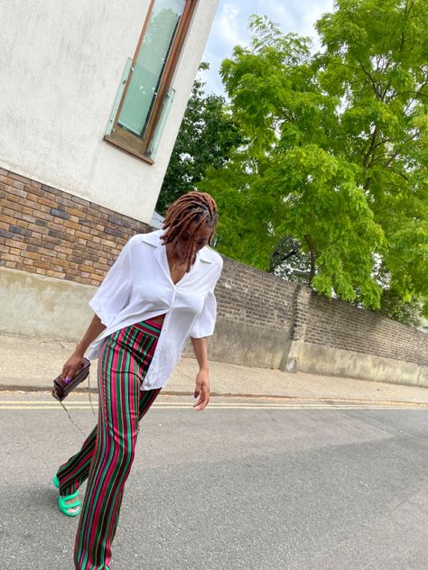 Acne Studios White Short sleeved shirt - Sezane striped trousers - Greeb Camper Kobarah sandals - Burgundy red Manu Atelier box bag - Black women - Fauc Locs - Ginger Hair - London Street Style - Casual Outfits Kobarah Sandals, Locs Ginger, Camper Kobarah, Striped Trousers, White Short Sleeve Shirt, London Street Style, London Street, Autumn Style, Ginger Hair