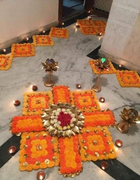 Flower Rangoli Designs, Janmashtami Decoration, Easy Rangoli Designs Diwali, Diwali Decorations At Home, Diwali Decoration Items, Housewarming Decorations, Dining Table Decoration, Diy Diwali Decorations, Simple Rangoli Border Designs