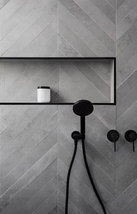 Chevron Tile Pattern, Gray Shower Tile, Chevron Tile, Bad Inspiration, Bath Tiles, Herringbone Tile, Bathroom Shower Tile, Trendy Bathroom, Modern Shower