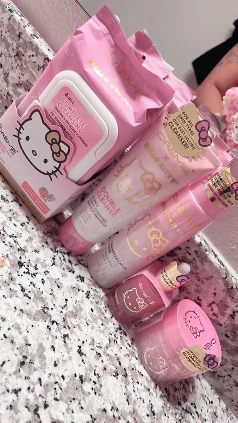 link takes you to creme shop Hello Kitty Products, Kitty Makeup, Hello Kitty Things, Hello Kitty Baby, Hello Kitty Makeup, Kitty Clothes, Hello Kitty Clothes, Hello Kitty Rooms, Kitty Baby