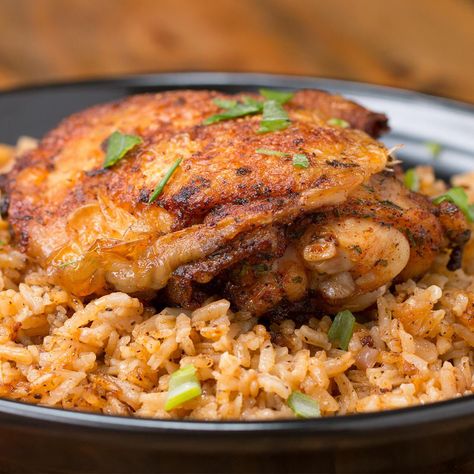 Rice Bake Recipes, Chicken Rice Bake, Chicken And Rice Dishes, Proper Tasty, Rice Bake, Paprika Chicken, Pan Meals, Chicken And Rice, Whole Chicken