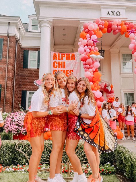 Work Week Themes Sorority, Sorority Work Week, Rush Themes, Sorority Themes, Sorority Poses, Bid Day Themes, Give Me Butterflies, School Vibes, Go Greek