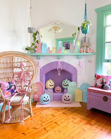 Pastel Halloween? Yes or no ? Link in bio SALE ON NOW 📸 by the lovely @almondblossombungalow 💕 | Instagram Pastel Halloween Outdoor Decor, Pastel Halloween Bedroom, Pastel Halloween Aesthetic, Glam Station, Pastel Halloween Decor, Pastel Goth Decor, Pink Halloween Decor, Halloween Aesthetics, Halloween Fireplace