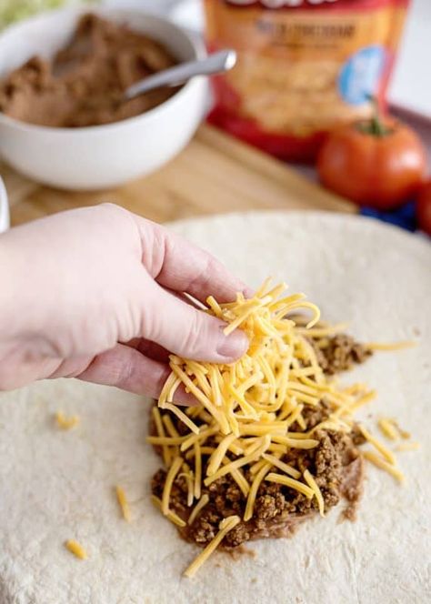 Beef and Bean Burritos With Cheese (Freezer Recipe) Bean And Beef Burritos, Beef And Bean Burritos, Burritos Freezer, Bean Burritos Recipe, Burritos Beef, Freezer Burritos, Bean And Cheese Burrito, Big Family Meals, Bean Burritos