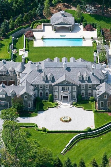 Big Mansions, Luxury Houses Mansions, Dream Mansion, Mega Mansions, Real Estates Design, Modern Mansion, Princess House, Mansions Luxury, Luxury Homes Dream Houses