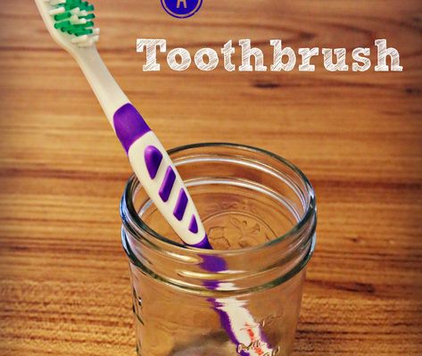 Disinfect Toothbrush, Natural Remedies For Cavities, Peroxide Hair, Diy Toothbrush, Nail Remedies, Spring Cleaning Challenge, Brush Teeth Kids, Sanitize Toothbrush, Diy Cleaning Solution