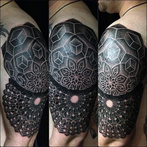 Mens Sacred Geometry Themed Tattoos On Upper Arm In Black Ink Geometric Tattoo Upper Arm, Geometric Tiger Tattoo, Upper Arm Sleeve, Mandala Arm Tattoos, Upper Arm Tattoo, Girls With Sleeve Tattoos, Tattoo Mandala, Sacred Geometry Tattoo, Cool Arm Tattoos