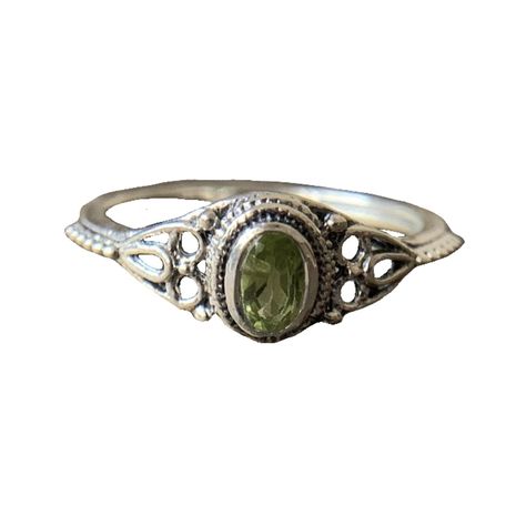 Jewelry Png Aesthetic, Rings Png Aesthetic, Silver Jewelry Png, Png Jewellery, Dark Academia Rings, Green Pngs, Jewelry Png, Silver Png, Ring Png