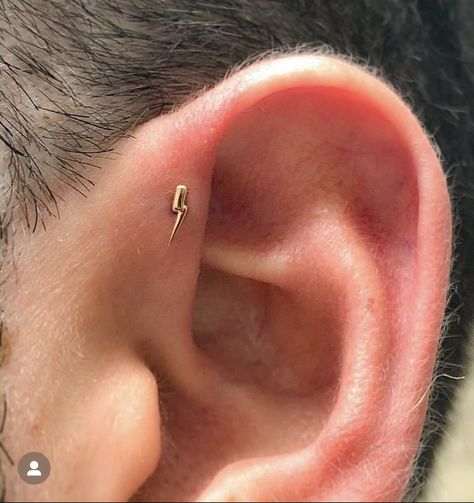 Helix Forward Piercing, Inner Helix Piercing, Ear Pierce, Cool Ear Piercings, Pointed Ears, Forward Helix, Hole Puncher, Piercing Studio, Ear Candy