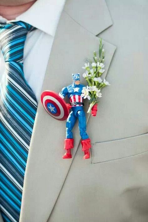 Marvel Wedding, Superhero Wedding, Geek Wedding, Groomsmen Boutonniere, Beach Wedding Flowers, Wedding Boutonniere, Corsage And Boutonniere, Corsage Prom, Prom Flowers