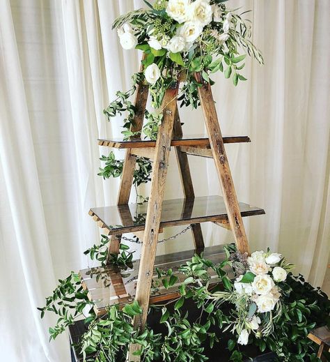 Dessert Ladder Wedding, Display Ladder Diy, Ladder Cupcake Display, Ladder For Wedding Decor, Dessert Ladder, Ladder Decor Wedding, Ladder With Flowers, Cupcake Ladder, Winery Wedding Centerpieces