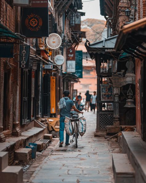 Nepal Street Photography, Kathmandu Durbar Square, Kathmandu Aesthetic, Nepali Temple, Patan Durbar Square, Dynamic Angles, Durbar Square, Gangtok, Kathmandu Nepal