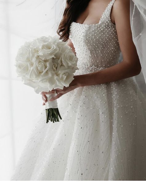 Disney Fairytale Wedding Dress, Puffy Wedding Dresses, Steven Khalil, Plain Wedding Dress, Pearl Wedding Dress, Wedding Dress Alterations, Sheer Wedding Dress, Wedding Dress Guide, Pretty Wedding Dresses